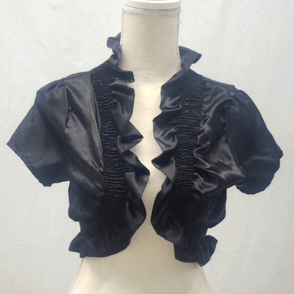 Ruffled Shrug Black Satin Collared Open Front Cropped Whimsigoth Fairycore - Picture 1 of 7
